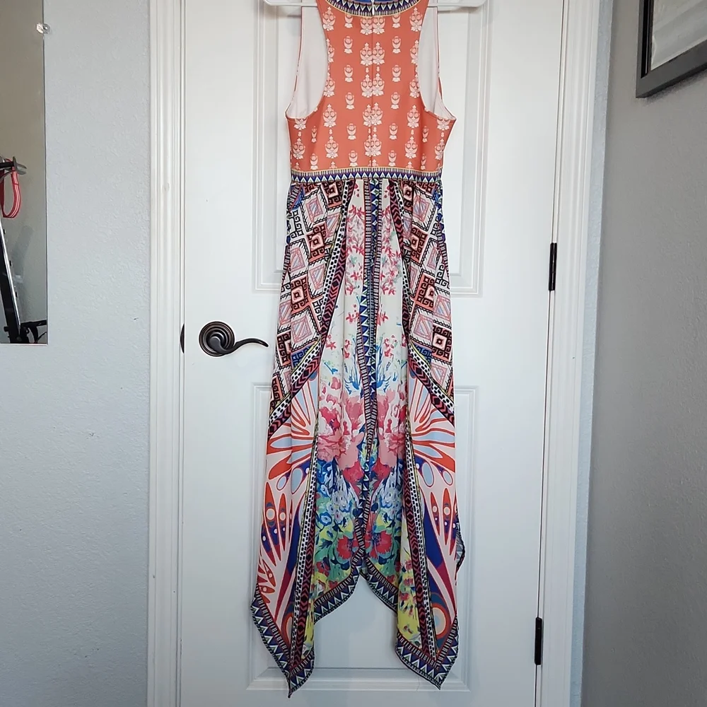 Dress - Picture 3 of 4